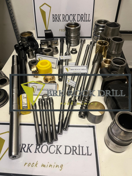 3115 2076 05 / 3115207605 - VALVE COVER - 1638HD ROCK DRİLL
