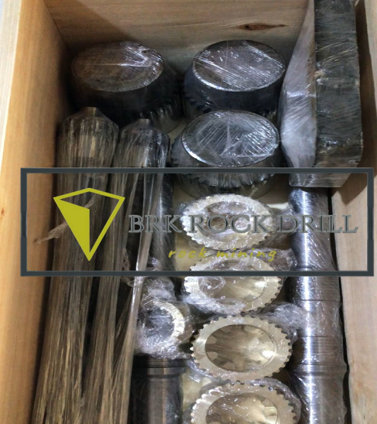 15177968 / 151 779 68 - REAR BUSHING ASSY - HL500 ROCK DRİLL