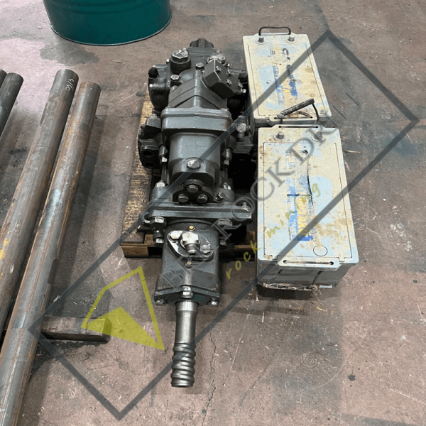 302 897 41 - HOUSING ASSY