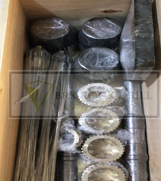 153 668 18-FRONT CYLINDER ASSY-HL510 DRİFTER