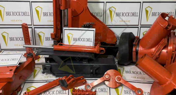 55005359 - 550 053 59 - RETAINING CENTRALIZER | TAMROCK