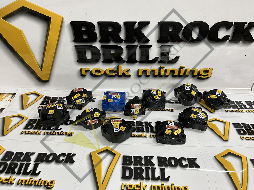 HD712-97001  - ACCUMULATOR