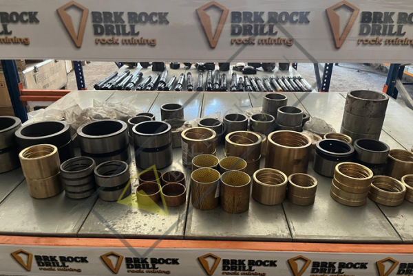 909-3-050386-09 - 909305038609 - LF5 - LOADER - BUSHING